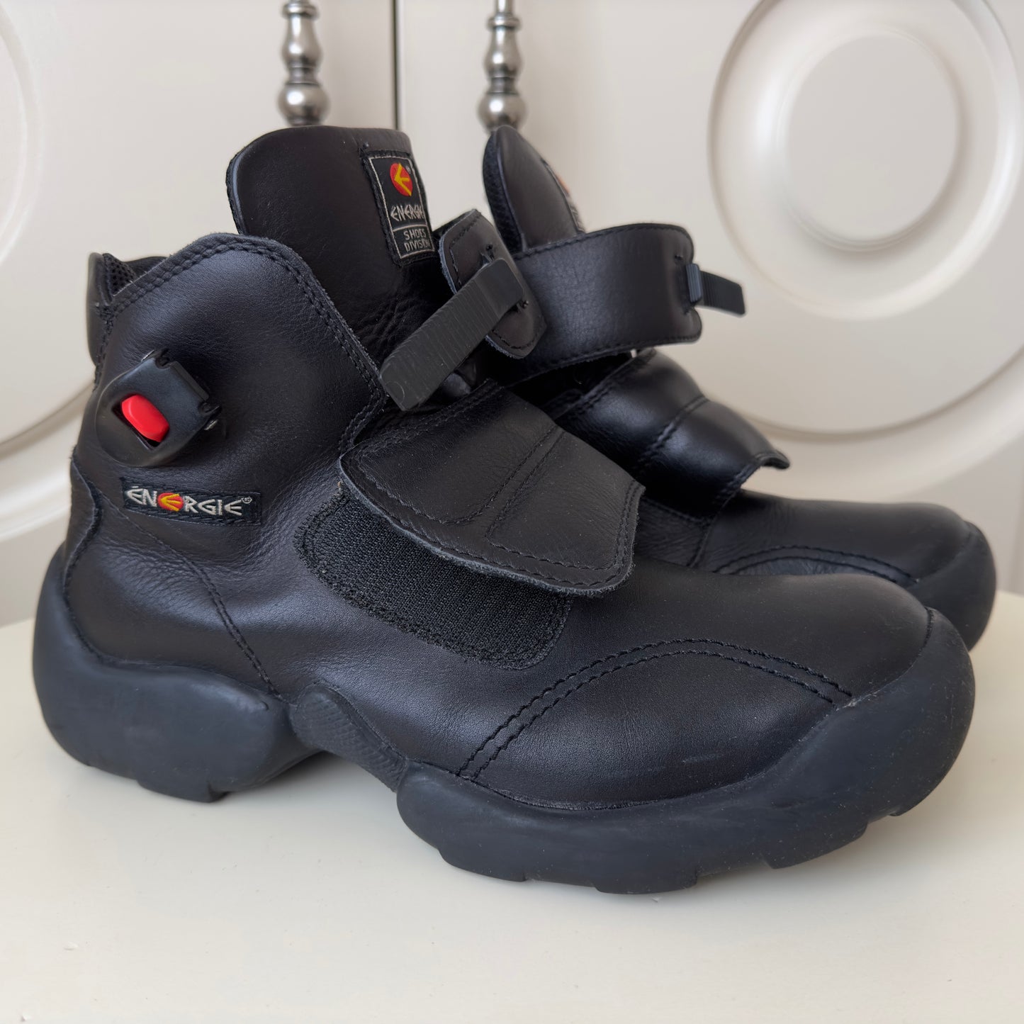 ENERGIE 1990s 'Garnett' Black Leather Buckle Boots